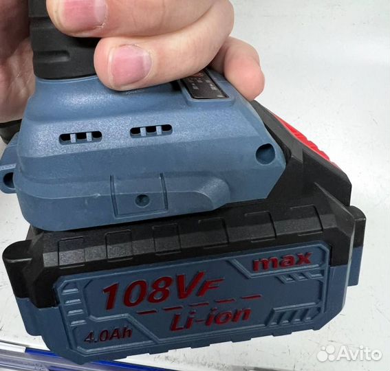 Гайковёрт аккумуляторный 600нм с ударом