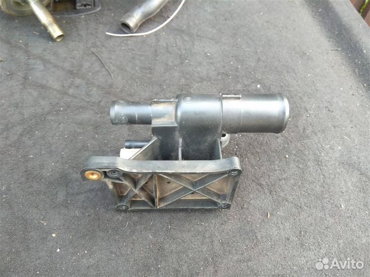 Корпус термостата LF941517Z 2.2 Турбо дизель Maz