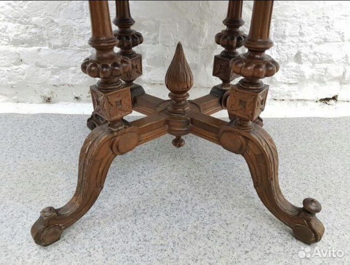 Стол антикварный