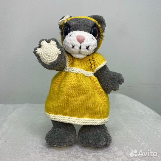 Вязаная кошка