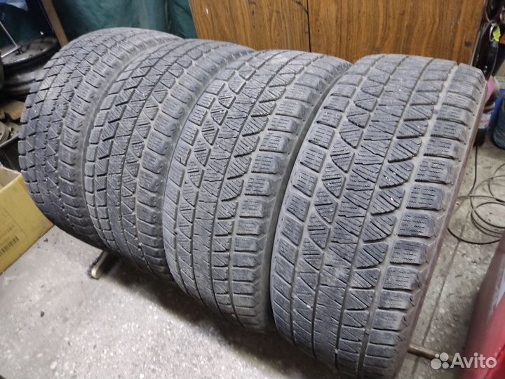 Bridgestone Blizzak DM-V3 275/45 R20 110T