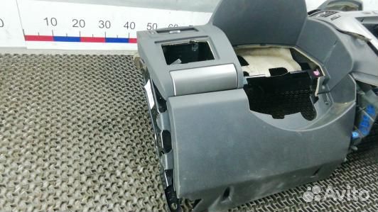 Панель приборов (торпедо) opel zafira B (LBE16IS01