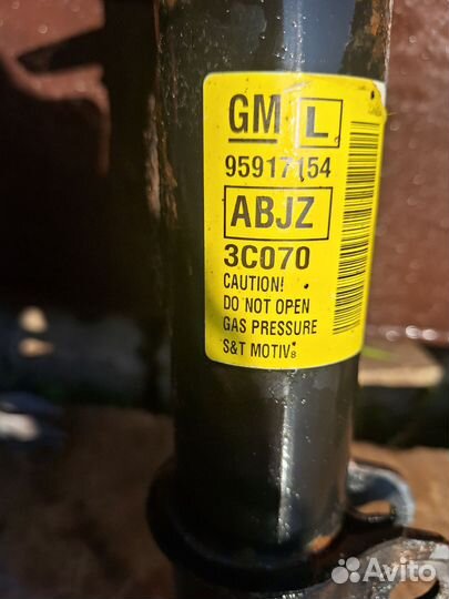 Стойки амортизатора авео т300