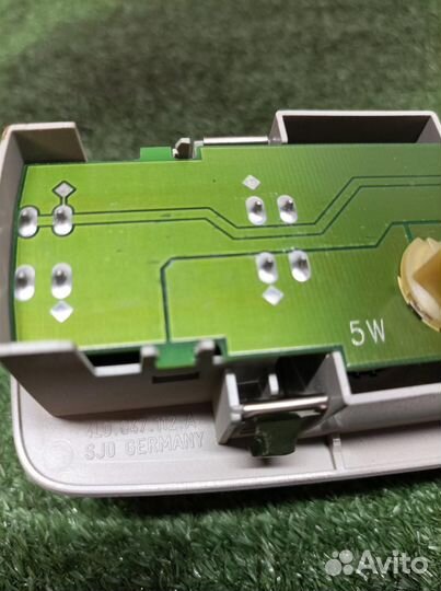 Плафон салонный Audi Q7 2005