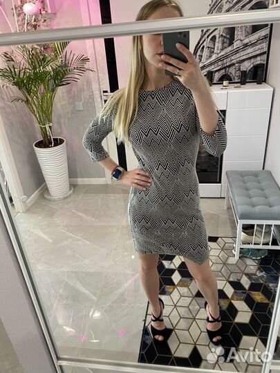 Вечернее платье короткое 42 размер bershka