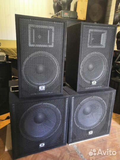 Комплект звукового оборудования 2500 ватт