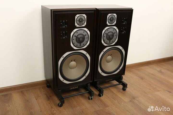 Акустика Yamaha NS-1000