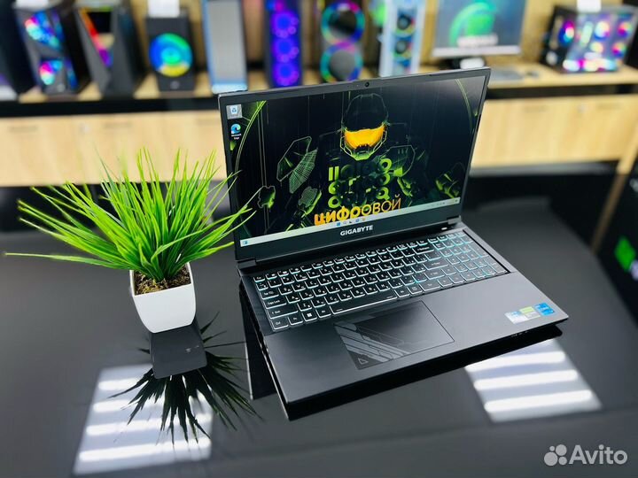 Игровой Gigabyte 15.6 Core i5-12500H/RTX 4060/16Gb