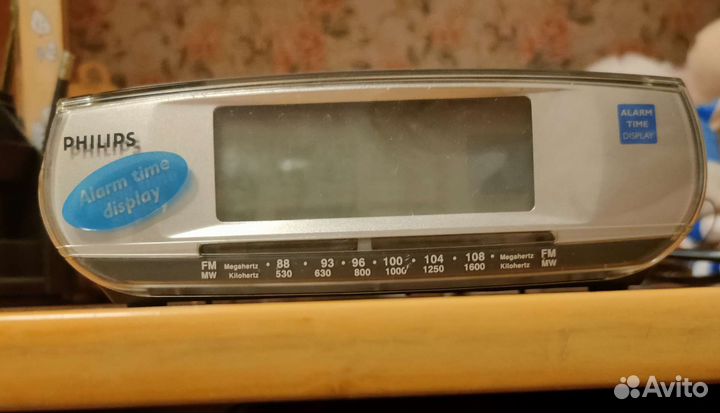 Радиобудильник philips