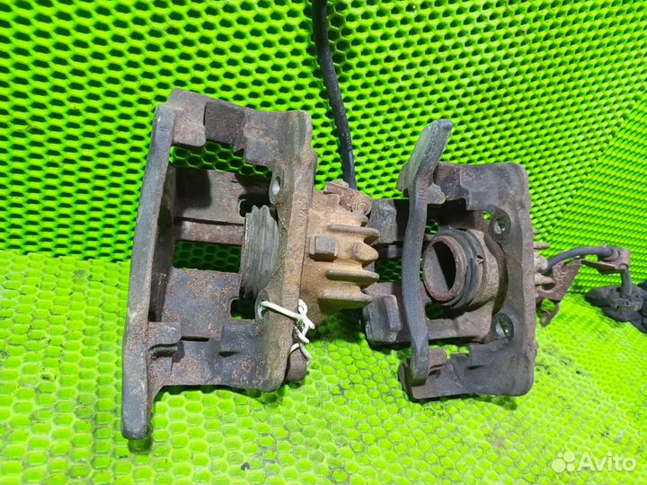 Суппорт peugeot 406