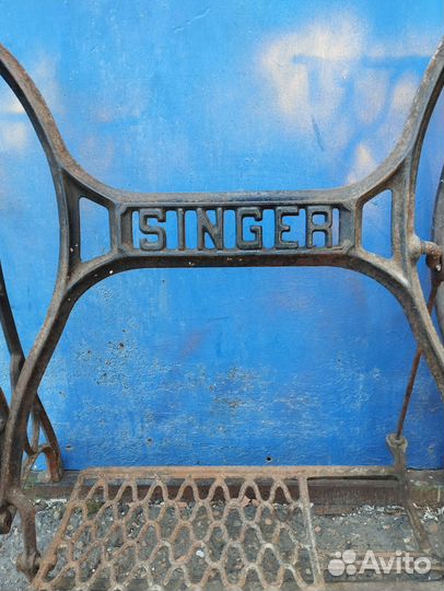Станина от швейной машинки зингер