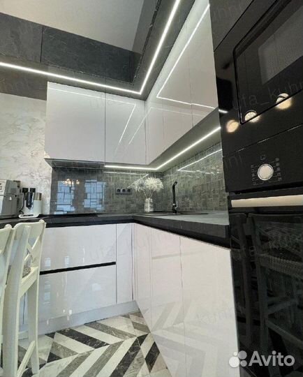 Кухонные гарнитуры на заказ