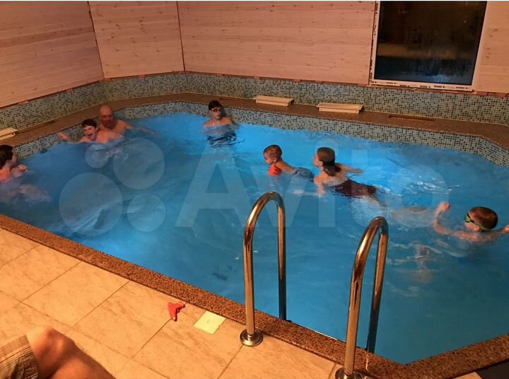 Коттедж 250 м² на участке 15 сот.