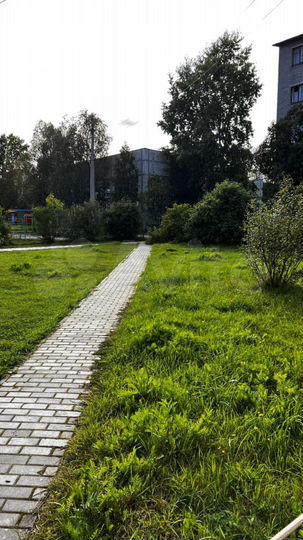 2-к. квартира, 43 м², 3/5 эт.