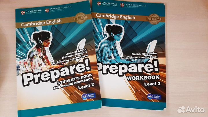 Учебник и тетрадь по английскому языку