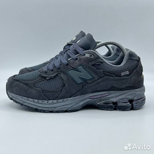 Кроссовки New Balance 2002R 