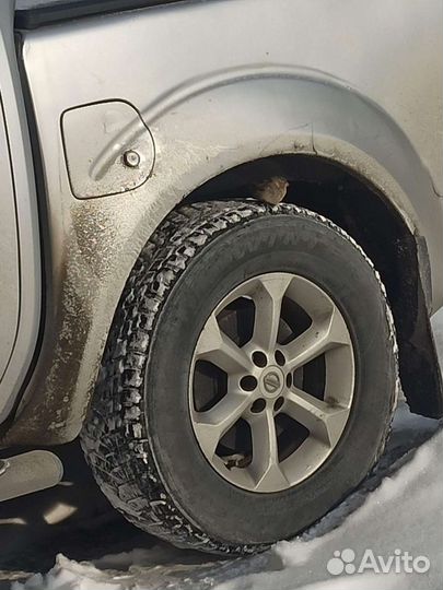 Nissan Navara 2.5 AT, 2007, битый, 255 000 км