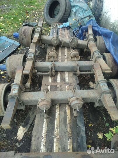 Ось для прицепа