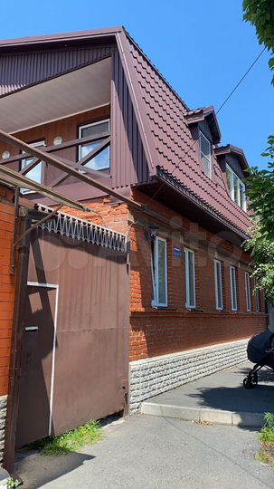 Дом 160 м² на участке 1 сот.