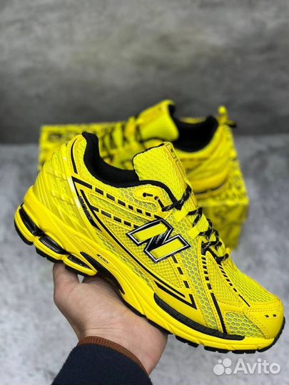 Кроссовки new balance