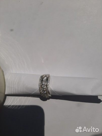 Серебряное кольцо