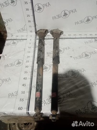 Амортизатор задний Mazda 3 BK 1.6 Z6