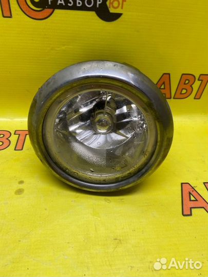 Фара противотуманная передняя левая Hyundai Santa