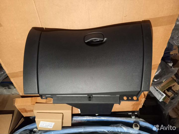 Бардачок renault koleos 08-16