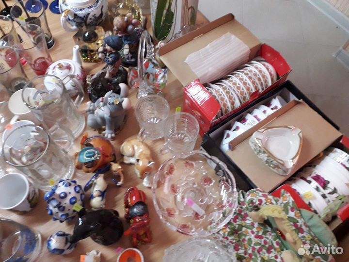 Посуда. Много. В отличном состоянии