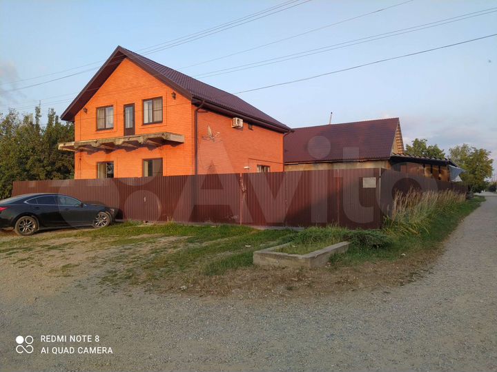 Дом 156,3 м² на участке 10 сот.