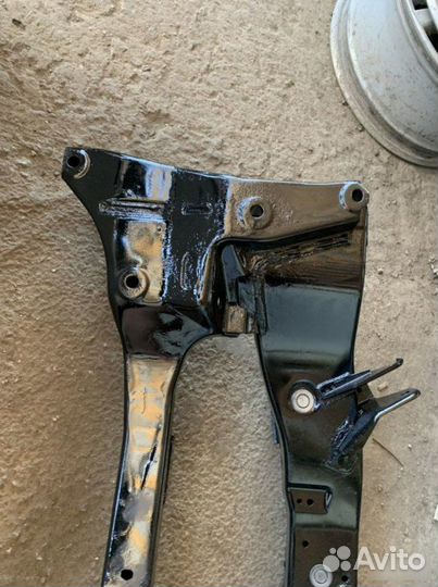 Подрамник задний Mitsubishi Outlander