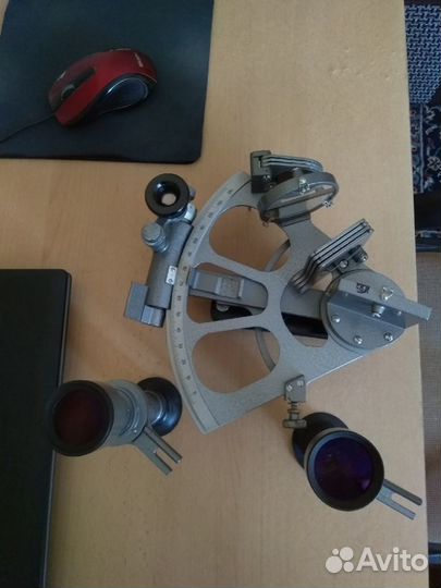 Продам морской секстант с двумя окулярами 1978 г