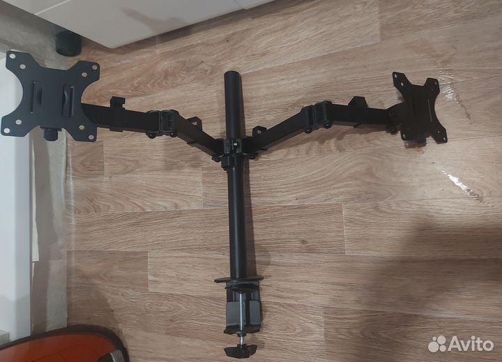 Кронштейн для монитора