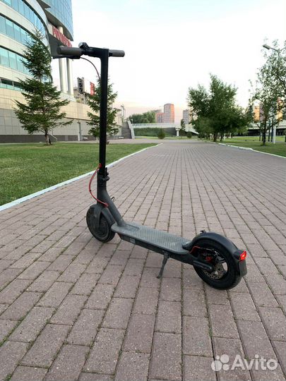 Электросамокат Xiaomi mijia m365