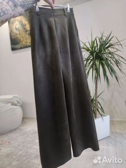 Замшевые брюки 42