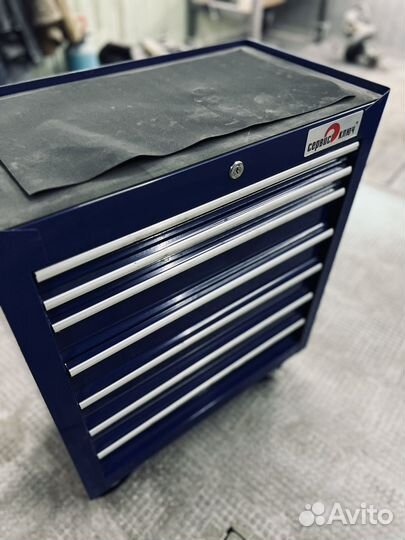 Тележка инструментальная с инструментом