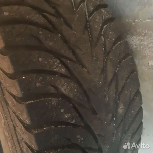 Yokohama Ice Guard IG65 265/60 R18