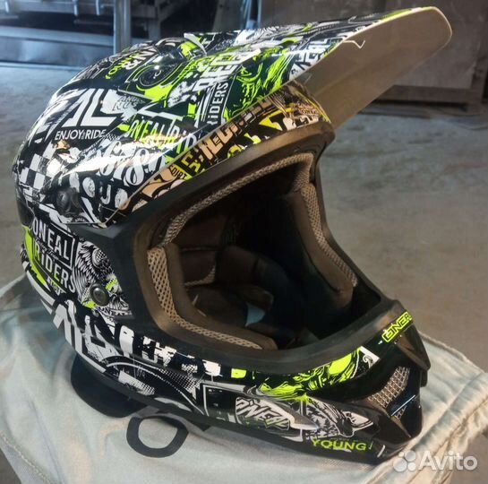 Мотошлем oneal 3series M + очки и перчатки