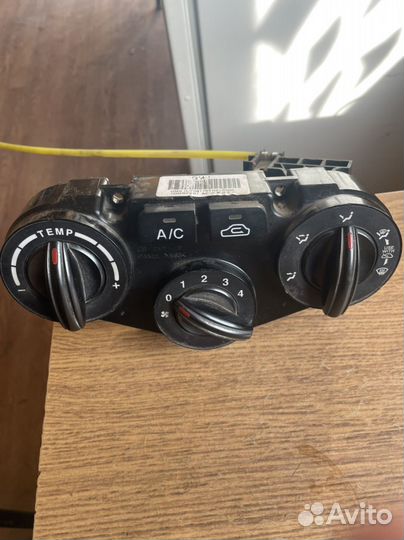 Блок регулировки печки и кондиционера