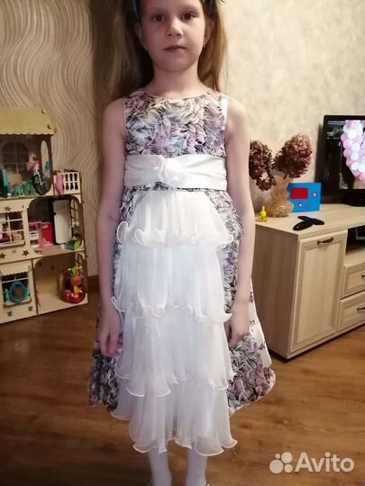 Платье праздничное