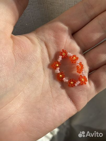 Украшения из бисера от маленькой принцессы)