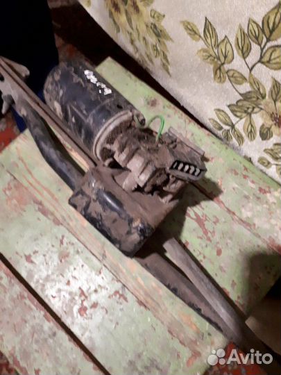 Механизм дворников Ауди 80