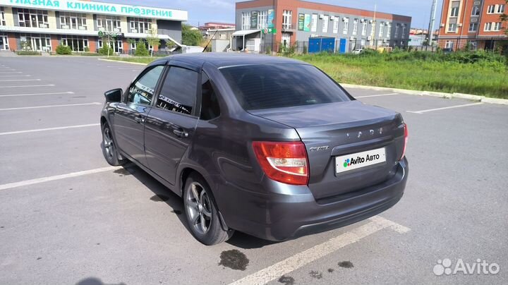 LADA Granta 1.6 МТ, 2019, 80 000 км