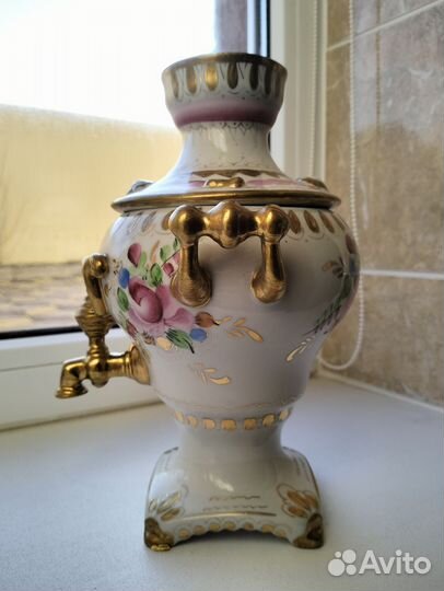 Фарфоровый самовар Гжель