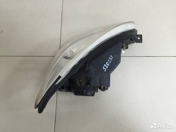 Фара левая Hyundai Getz 2002-2010