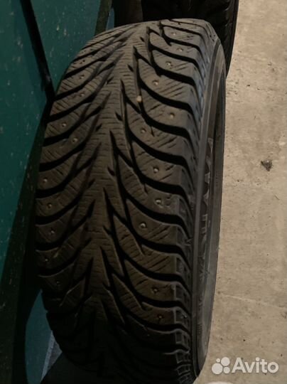 Yokohama IceGuard Stud IG65 195/65 R15