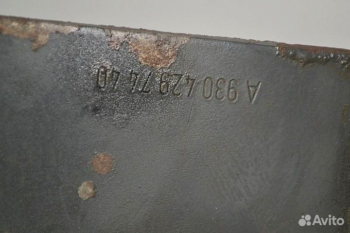 Кронштейн подножки, левый mercedes-benz Actros MP2