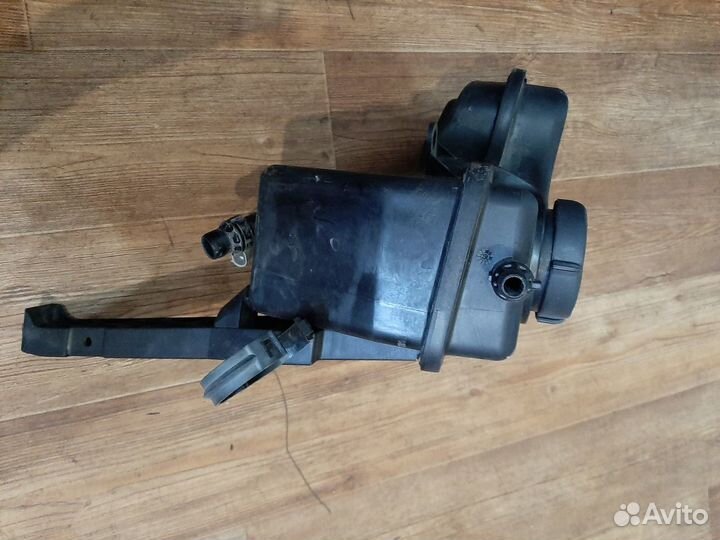 Расширительный бачок BMW E60 2,5-3.0D