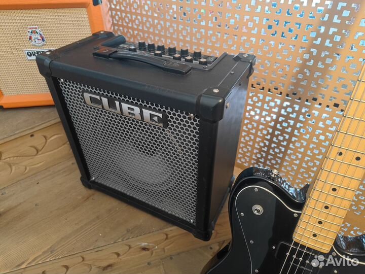 40ват Roland cube 40 GX cosm комбоусилитель Комбик