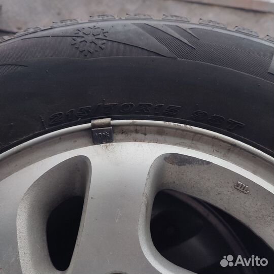 Колеса в сборе зимние 215/70R15